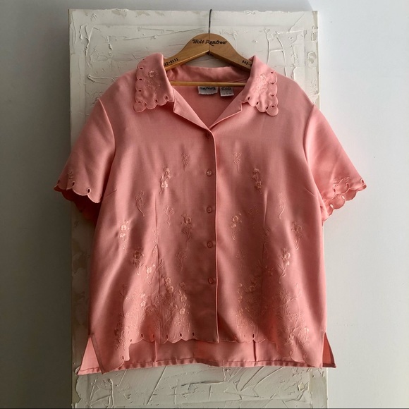 VINTAGE Pink Blouse - Picture 3 of 5